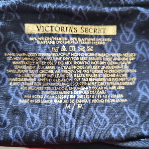 Victoria's Secret Black/White Printed Halter Padded Bikini Top Swimsuit Size M - Picture 10 of 10